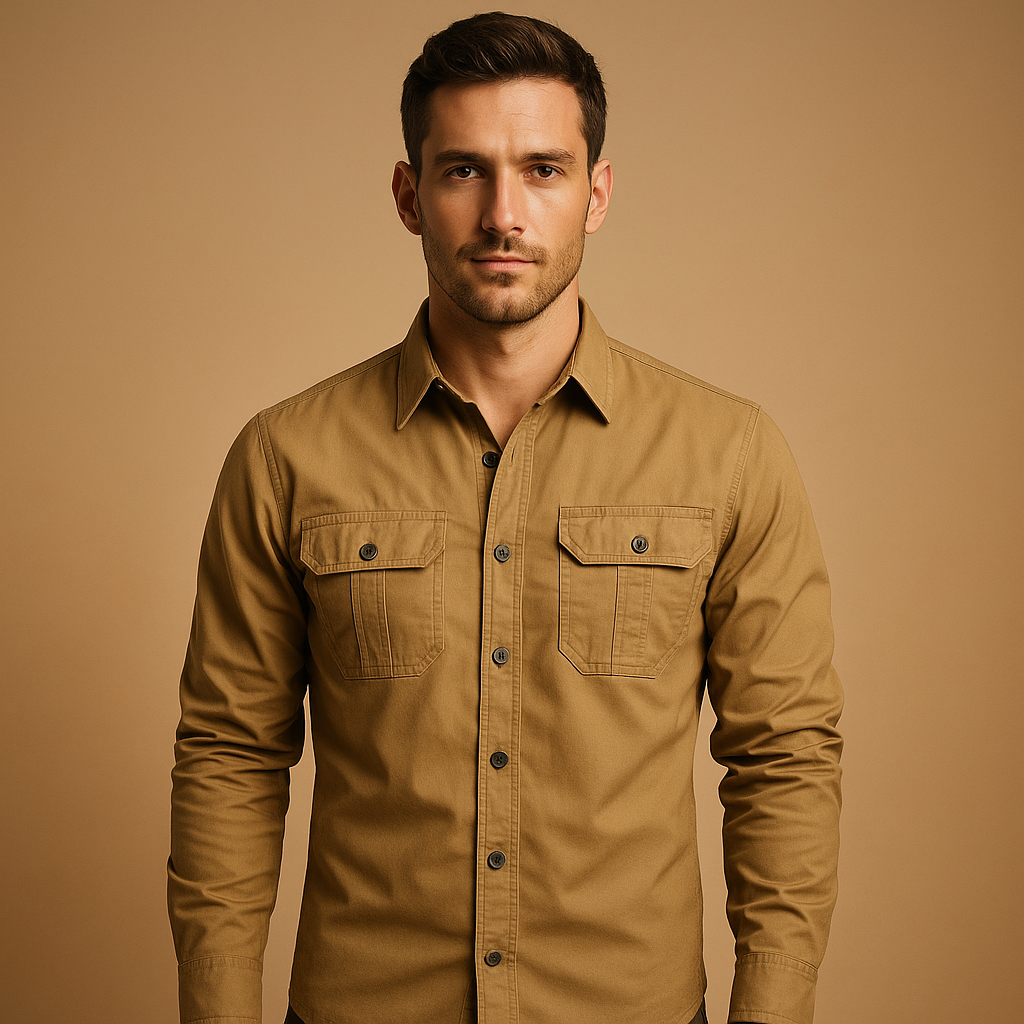 Casual cotton cargo shirt for men with relaxed fit and functional pockets, ideal for outdoor activities and everyday casual style.