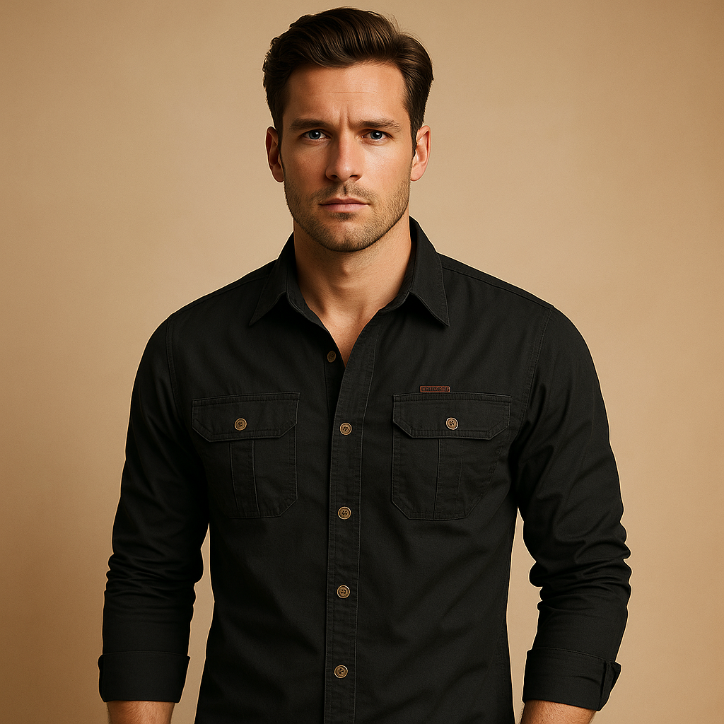 Casual cotton cargo shirt for men with relaxed fit and functional pockets, ideal for outdoor activities and everyday casual style.
