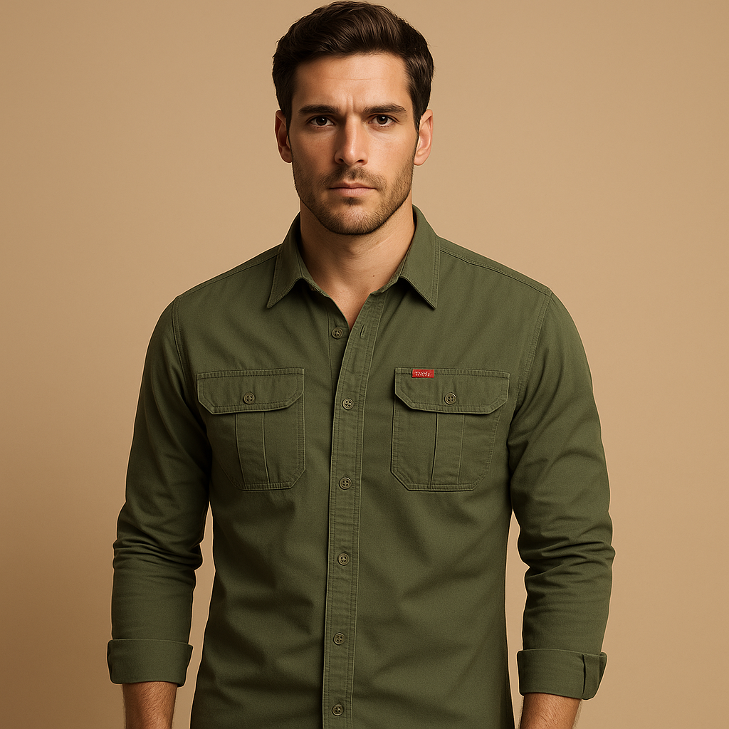 Casual cotton cargo shirt for men with relaxed fit and functional pockets, ideal for outdoor activities and everyday casual style.