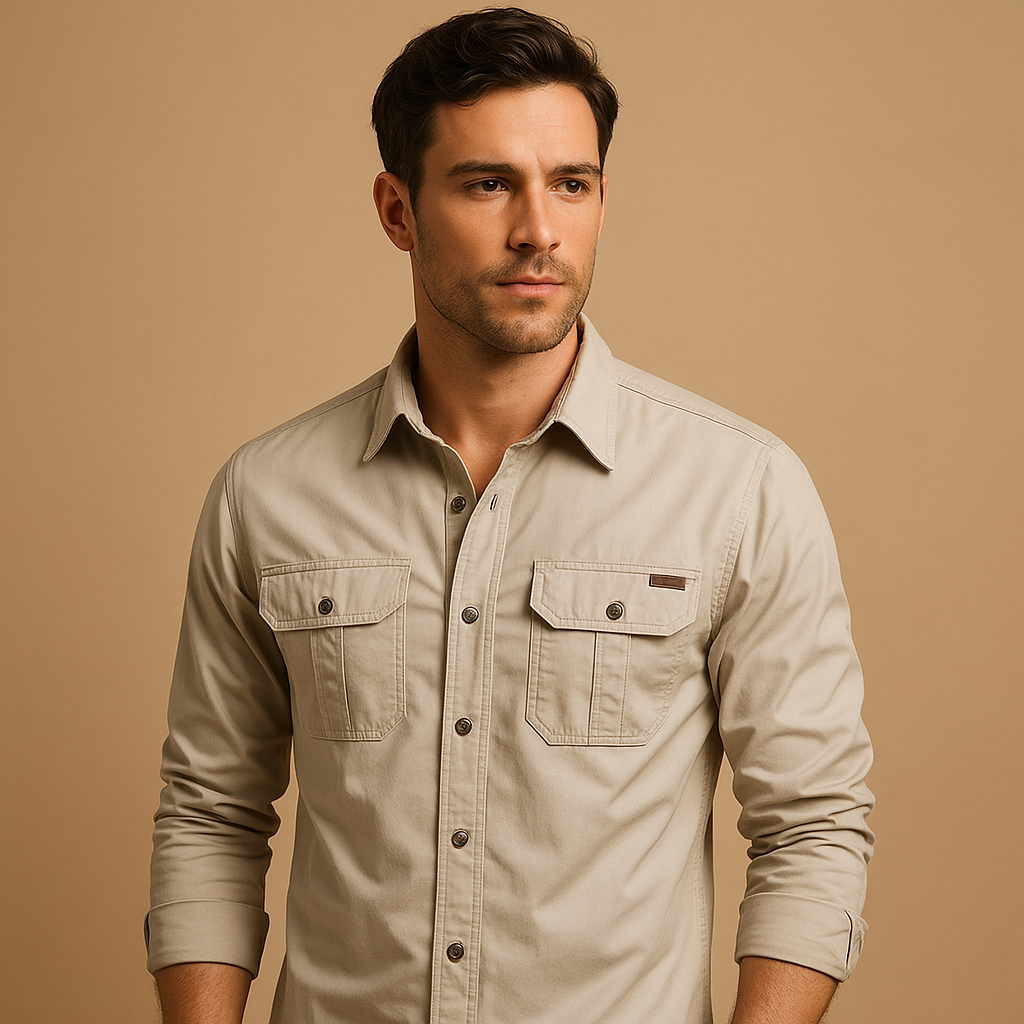 Casual cotton cargo shirt for men with relaxed fit and functional pockets, ideal for outdoor activities and everyday casual style.