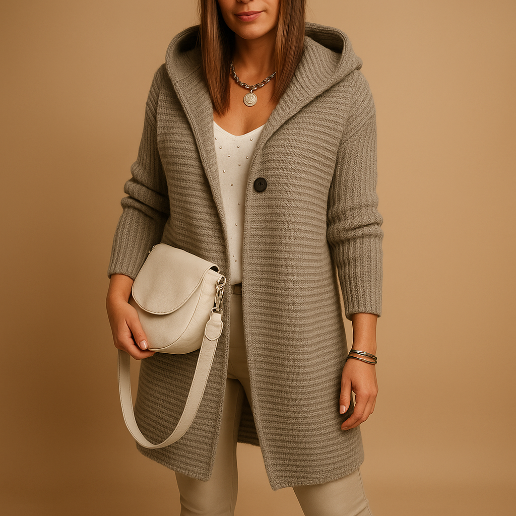 Soft knit open-front cardigan for women, perfect for autumn layering and everyday wear, combining comfort with effortless style.