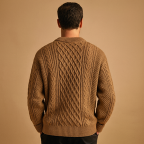 Men’s knitted crew neck sweater with loose fit, soft knit fabric, and solid timeless design. Perfect for layering in autumn and winter.