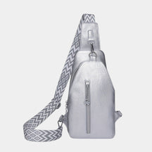 Quilted anti-theft crossbody bag for women featuring water-resistant PU leather, zippered pockets, and wide strap for daily wear and travel.