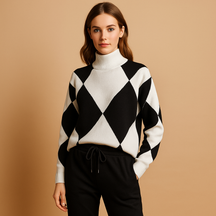 Women’s lounge set with comfortable sweatshirt and joggers in beige, red, blue, and black, ideal for relaxing at home or casual outings