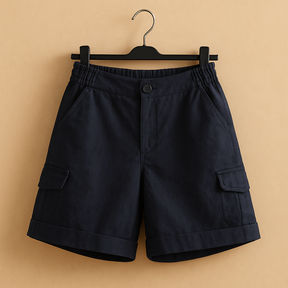 Women’s classic breathable summer shorts in airy fabric, ideal for beach outings, city walks, and warm vacation days.