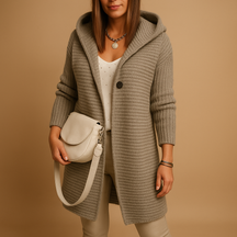 Soft knit open-front cardigan for women, perfect for autumn layering and everyday wear, combining comfort with effortless style.
