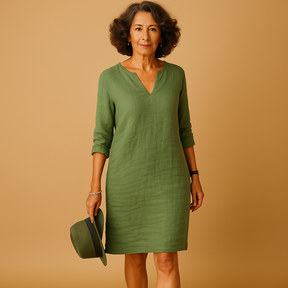 Flattering summer dress for women in lightweight fabric with flowy design, ideal for beach days, terrace outings, and warm-weather style.