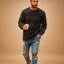 Classic men’s Norwegian sweater with knitted Nordic details, perfect for autumn and winter casual or formal wear.