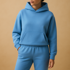 Women’s oversized loungewear set with relaxed-fit hoodie and joggers, ideal for home, leisure, and everyday comfort.