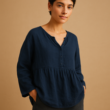 Lightweight oversized summer blouse for women with loose fit, ideal for casual outings and sunny vacation days.
