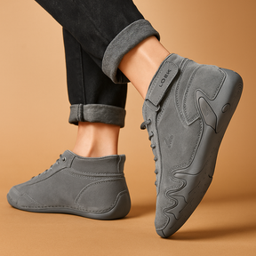 Men’s breathable slip-on shoes with elastic fit, low-cut profile, and lightweight design, perfect for summer wear and casual outings.