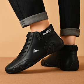 Men’s breathable slip-on shoes with elastic fit, low-cut profile, and lightweight design, perfect for summer wear and casual outings.
